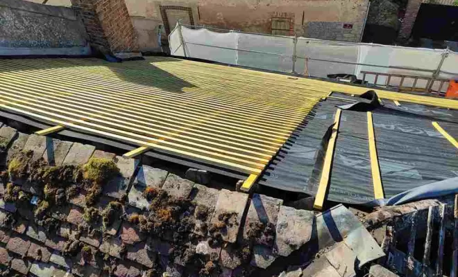 Pose de couverture, Pont-sur-Yonne, CLIPET CCEB